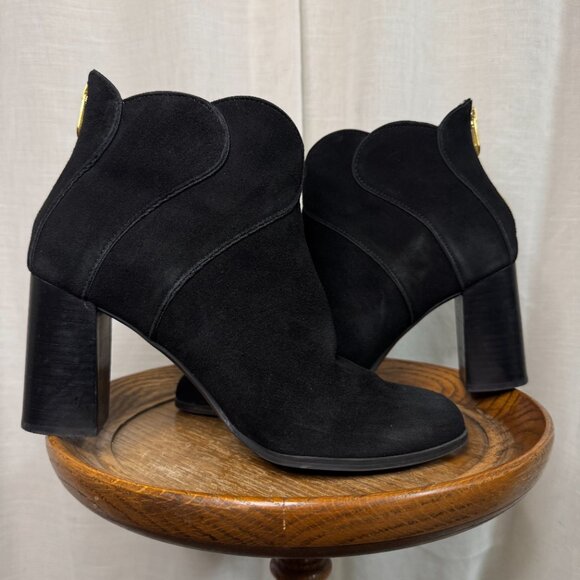 Adrienne Vittadini Abby Black Suede Ankle Boot Size 9.5 - Picture 5 of 6